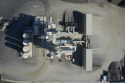 Luftaufnahme Luftbild einer Asphaltmischanlage
